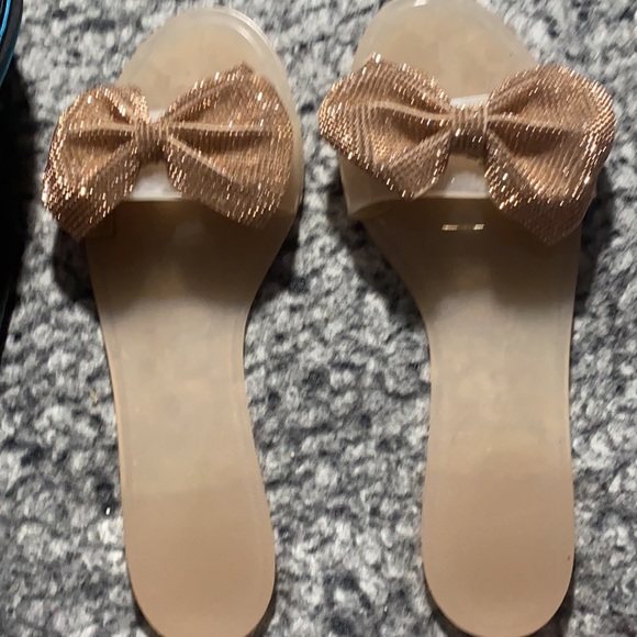 Cute - Picture 2 of 2